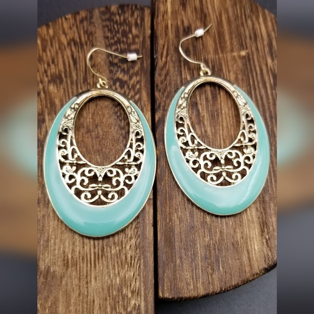 Sea blue filigree earrings E0339